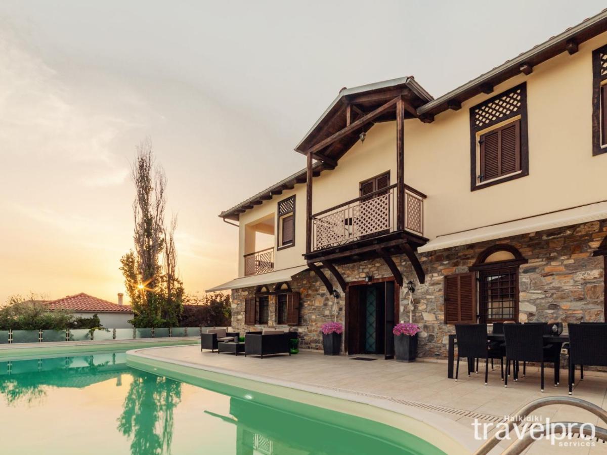 Villa Artemis By Rentalspro - Nikiti Halkidiki Екстер'єр фото